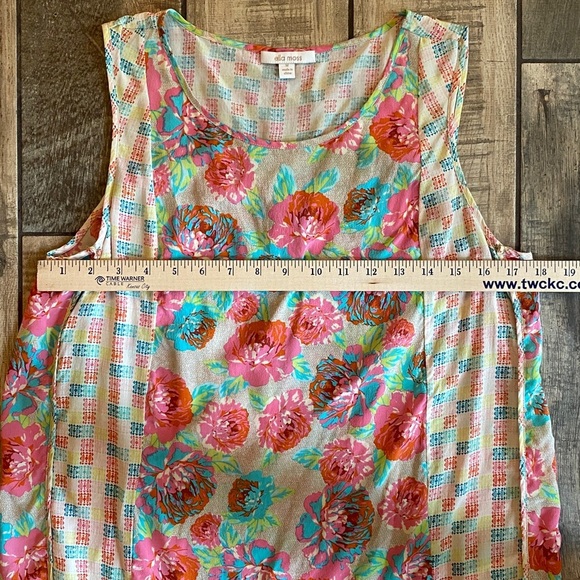 Ella Moss Vibrant Floral Tank Top - Pink and Blue - Picture 4 of 10